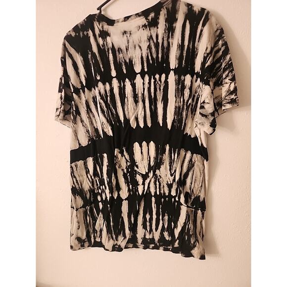 Guess Men’s Los Angeles Printed All over T-Shirt Short Sleeves Size Large NWT - Picture 10 of 10